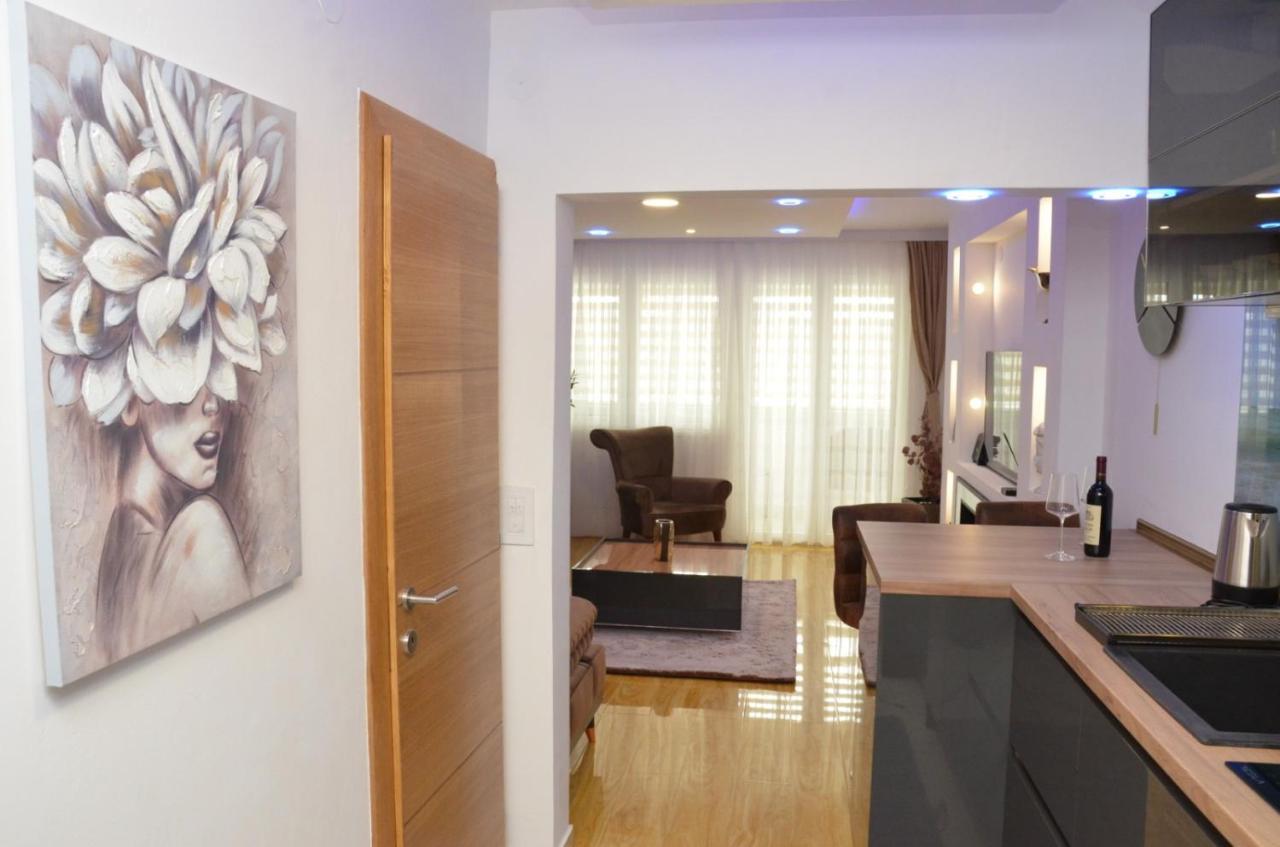 Centar 5 Star Apartment คราลเยโว ภายนอก รูปภาพ