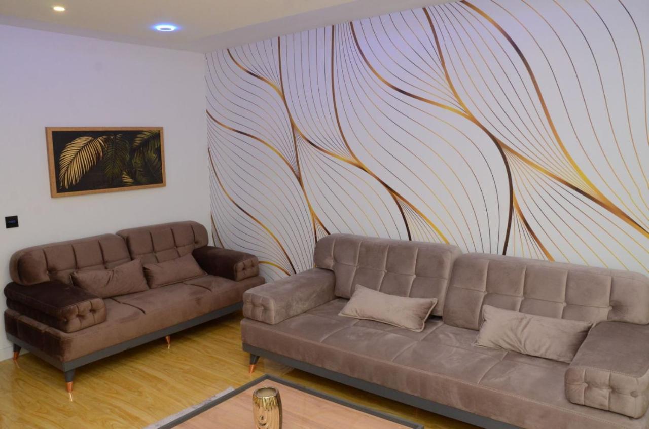 Centar 5 Star Apartment คราลเยโว ภายนอก รูปภาพ